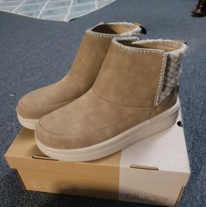 Hey Dude Mel Booties